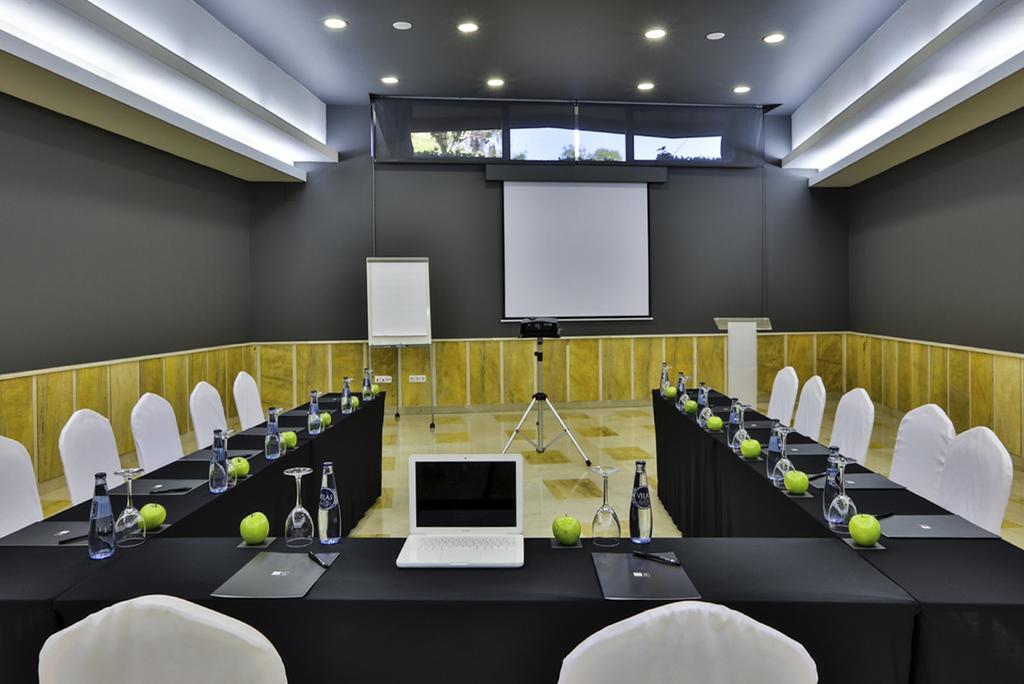 Ho Ciudad De Hotel 4*